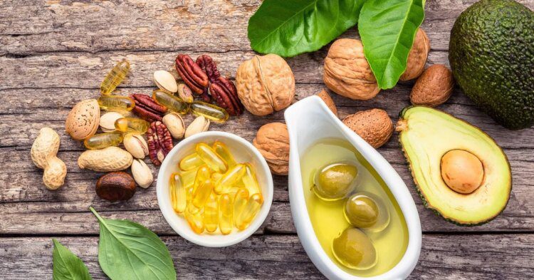 सेहत के लिए बेहद फायदेमंद है ये 5 फैटी फूड्स, बेझिझक बेझिझक डाइट में करें शामिल 1 सेहत के लिए बेहद फायदेमंद है ये 5 फैटी फूड्स, बेझिझक बेझिझक डाइट में करें शामिल