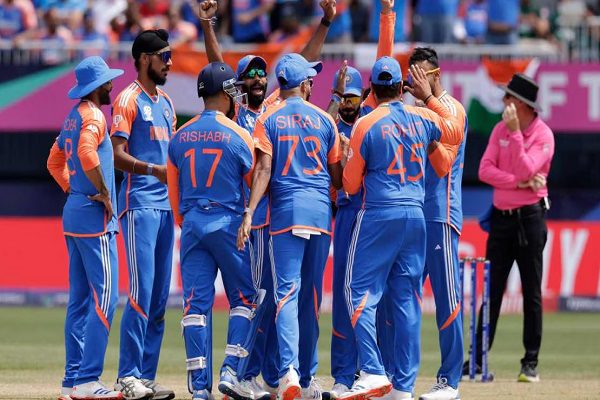 चैंपियंस ट्रॉफी खेलने पाकिस्तान नहीं जाएगी भारतीय क्रिकेट टीम, दुबई में हो सकते हैं टीम इंडिया के मैच 1 चैंपियंस ट्रॉफी खेलने पाकिस्तान नहीं जाएगी भारतीय क्रिकेट टीम, दुबई में हो सकते हैं टीम इंडिया के मैच