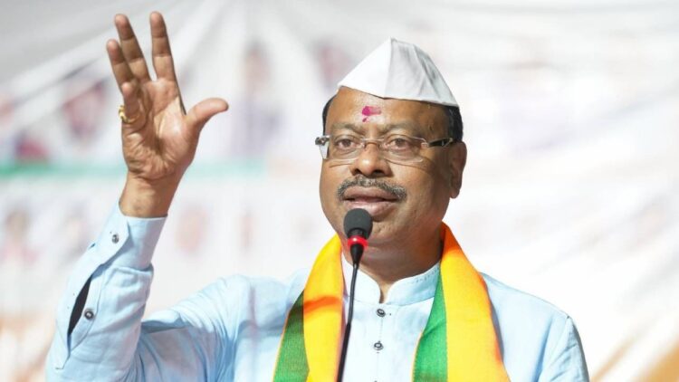 3000 से ज्यादा नाम…वोटर आईडी नंबर, फोटो सब एक