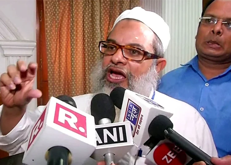 स्कूलों में सूर्य नमस्कार और सरस्वती पूजा को लेकर Jamiat Ulema-e-Hind ने जताया तगड़ा विरोध