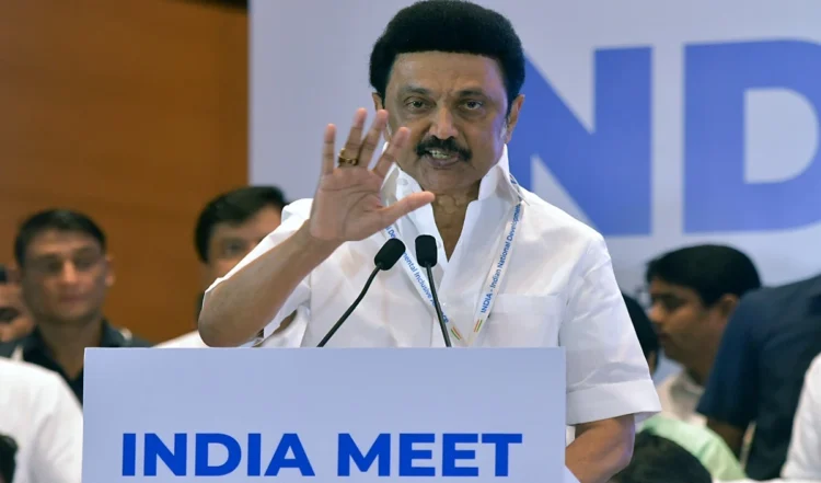 एम के स्टालिन ने केंद्र सरकार की निंदा की 1 एम के स्टालिन ने केंद्र सरकार की निंदा की