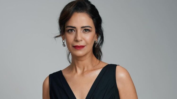 इसको तो मैं सीन में खा जाउंगी...वेब सीरीज में छोटे रोल में छा गईं थी मोना सिंह, 1 इसको तो मैं सीन में खा जाउंगी…वेब सीरीज में छोटे रोल में छा गईं थी मोना सिंह,