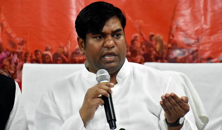 विकासशील इंसान पार्टी प्रमुख मुकेश सहनी के पिता जीतन सहनी की बिहार के दरभंगा में हत्या 1 विकासशील इंसान पार्टी प्रमुख मुकेश सहनी के पिता जीतन सहनी की बिहार के दरभंगा में हत्या