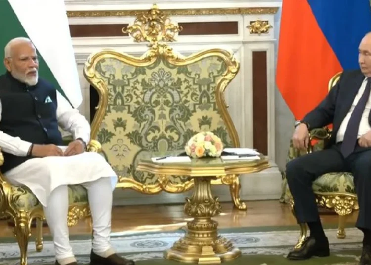 पुतिन के सामने मोदी ने आतंक को लेकर पाकिस्तान को तगड़ा घेरा, कहा-