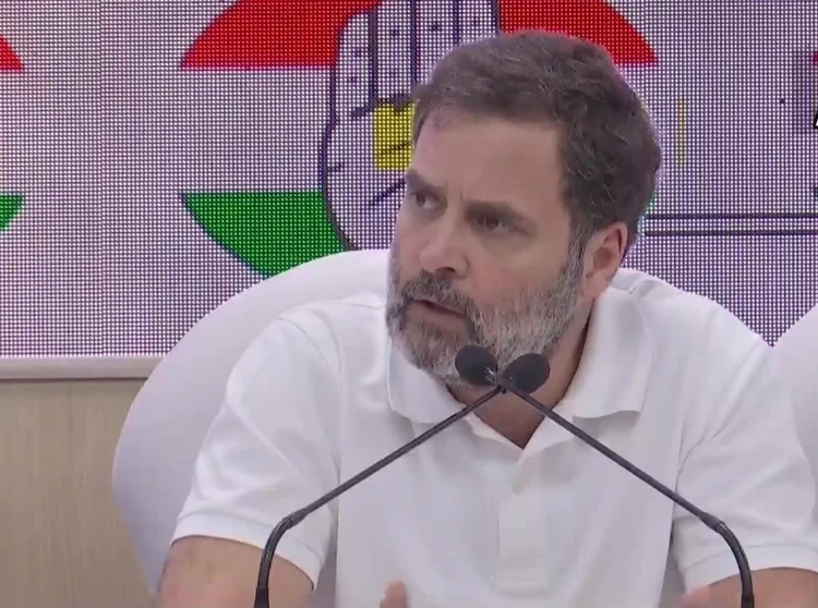 राहुल गांधी आज मानहानि मामले में सुलतानपुर की अदालत में पेश होंगे 1 राहुल गांधी आज मानहानि मामले में सुलतानपुर की अदालत में पेश होंगे