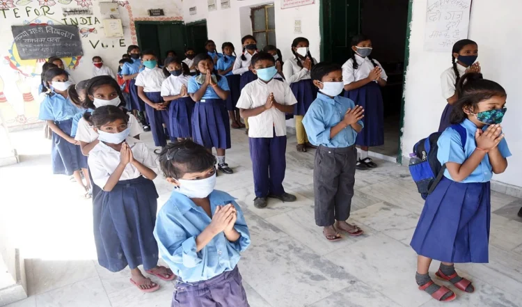 Punjab के फाजिल्का में सरकारी प्राथमिक स्कूलों में ‘बैग फ्री डे’ की शुरूआत