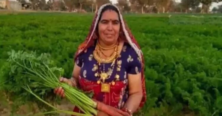 8वीं तक पढ़ी यह बुजुर्ग महिला कमाती हैं 50 लाख रुपए, 1 8वीं तक पढ़ी यह बुजुर्ग महिला कमाती हैं 50 लाख रुपए,