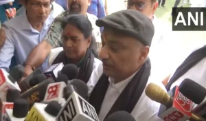 Bihar: RJD MLC सुनील सिंह की सदस्यता रद्द, राबड़ी देवी बोलीं- लोकतंत्र की हत्या हुई है