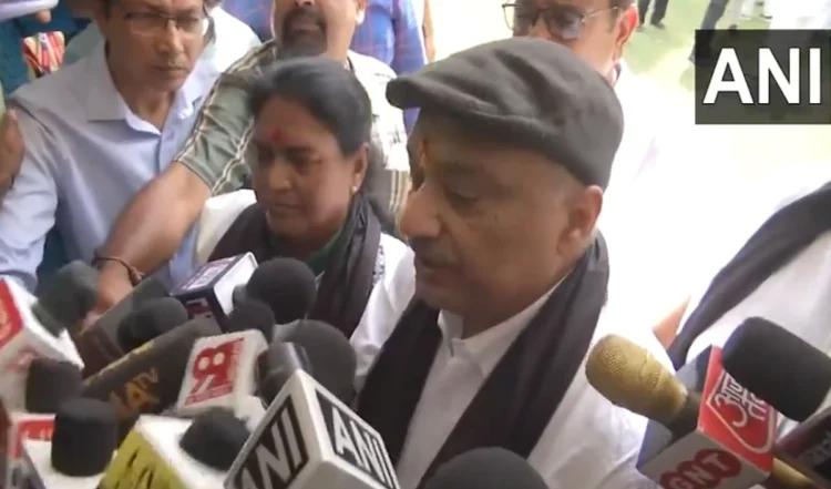 Bihar: RJD MLC सुनील सिंह की सदस्यता रद्द, राबड़ी देवी बोलीं- लोकतंत्र की हत्या हुई है