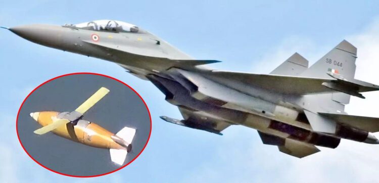 सुखोई-30 MKI से हुआ ग्लाइड बम ‘गौरव’ का सफल परीक्षण, पल भर में दुश्मनों के ठिकाने होंगे तबाह