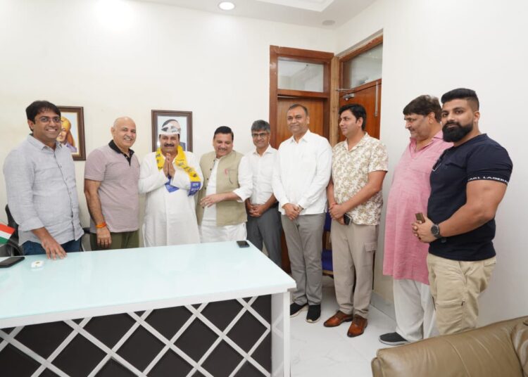 AAP join Ram Chander