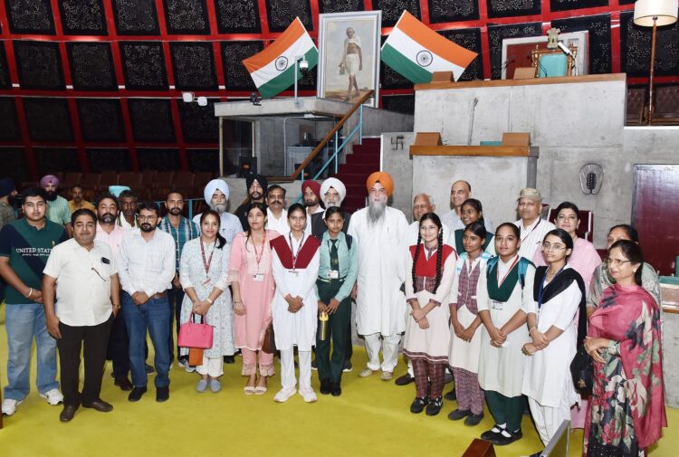 नकद पुरस्कार