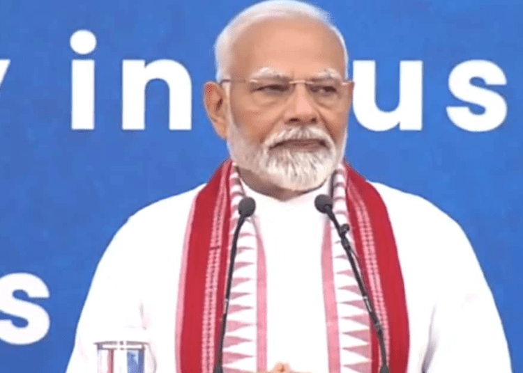 पीएम मोदी ने ट्वीट कर बढ़ाया विनेश का हौसला, कहा- आप चैंपियनों में चैंपियन