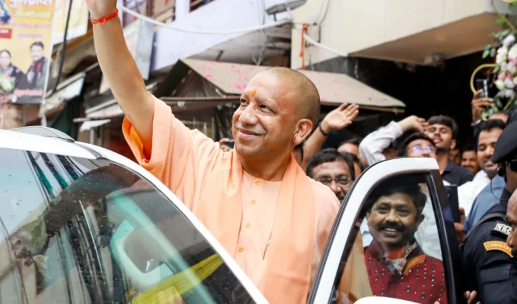 उप्र: मुख्यमंत्री आदित्याथ ने की कानून व्यवस्था की समीक्षा 1 उप्र: मुख्यमंत्री आदित्याथ ने की कानून व्यवस्था की समीक्षा