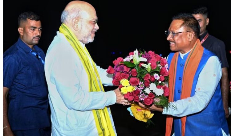 आज नक्सल विरोधी अभियानों के लिए बैठक करेंगे गृहमंत्री अमित शाह