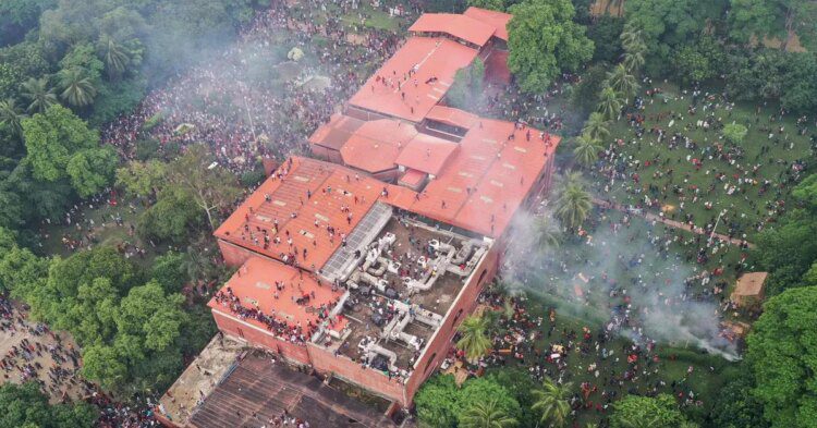 बांग्लादेश में अशांति के मद्देनजर बिहार पुलिस अलर्ट 1 बांग्लादेश