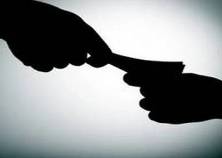 महाराष्ट्र एसीबी ने महिला शिक्षा अधिकारी को 2 लाख रुपये की रिश्वत लेते गिरफ्तार किया