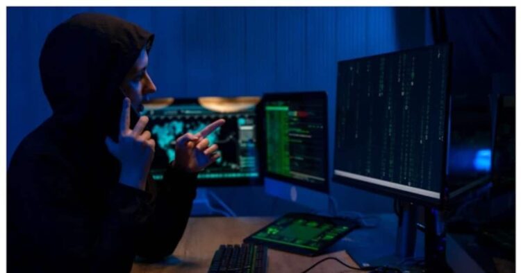 Alert! इनकम टैक्स रिफंड के नाम अकाउंट हो रहे खाली, ये गलती बिल्कुल न करें