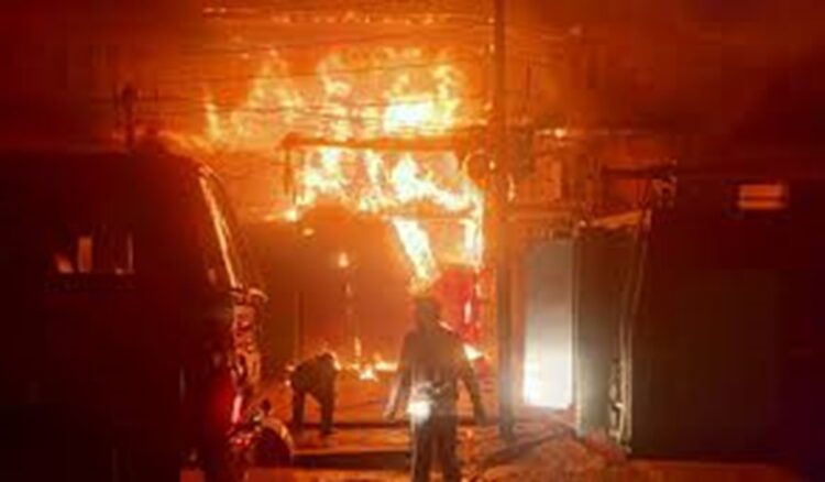 सोनीपत में दुकान में लगी भीषण आग, मालिक को हुआ करीब 80 लाख का नुकसान,