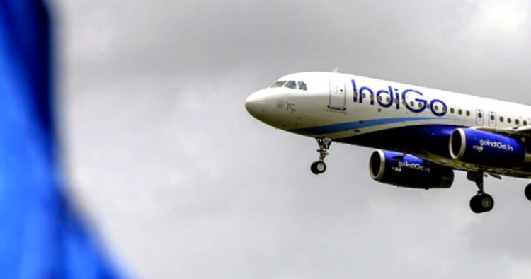 कितना अमीर और पावरफुल वो शख्स, जिसकी वजह से IndiGo का शेयर धड़ाम