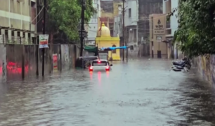 जयपुर में भी दिल्ली जैसा हादसा, बेसमेंट में भरा 10 फीट पानी, 3 की मौत