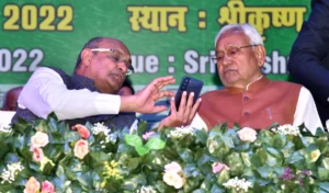 Israel को लेकर NDA में दरार! विपक्ष के साथ खड़ी हुई नीतीश कुमार की पार्टी, कहा-