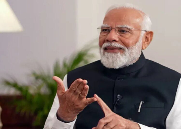 PM मोदी ने मलेशियाई समकक्ष इब्राहिम के साथ द्विपक्षीय वार्ता की