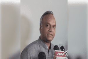 बच्चे को बेचने के आरोप