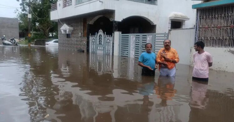 राजस्थान में बारिश ने मचाई आफत, बांसवाड़ा में जलभराव से जनता परेशान