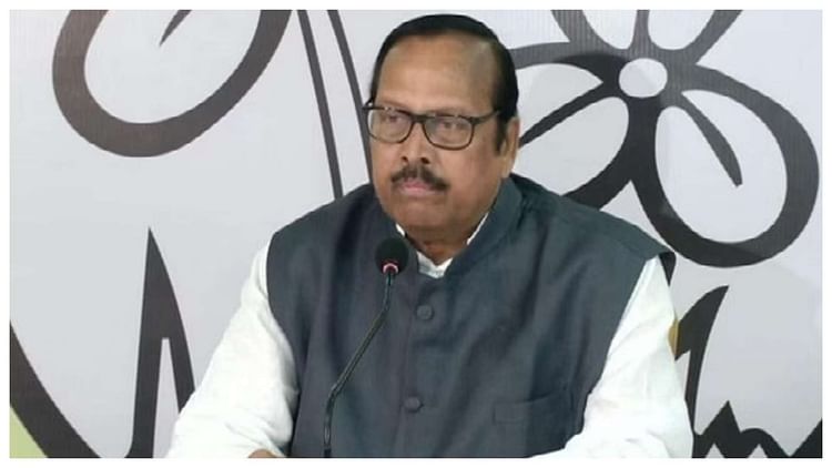 West Bengal: 'मेरी भी बेटी है', डॉक्टर की हत्या के विरोध में हो रहे प्रदर्शन में शामिल होंगे तृणमूल सांसद 1 West Bengal: ‘मेरी भी बेटी है’, डॉक्टर की हत्या के विरोध में हो रहे प्रदर्शन में शामिल होंगे तृणमूल सांसद