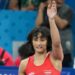 Vinesh Phogat Disqualified: खून निकालने से कितना घट जाता है शरीर का वजन?