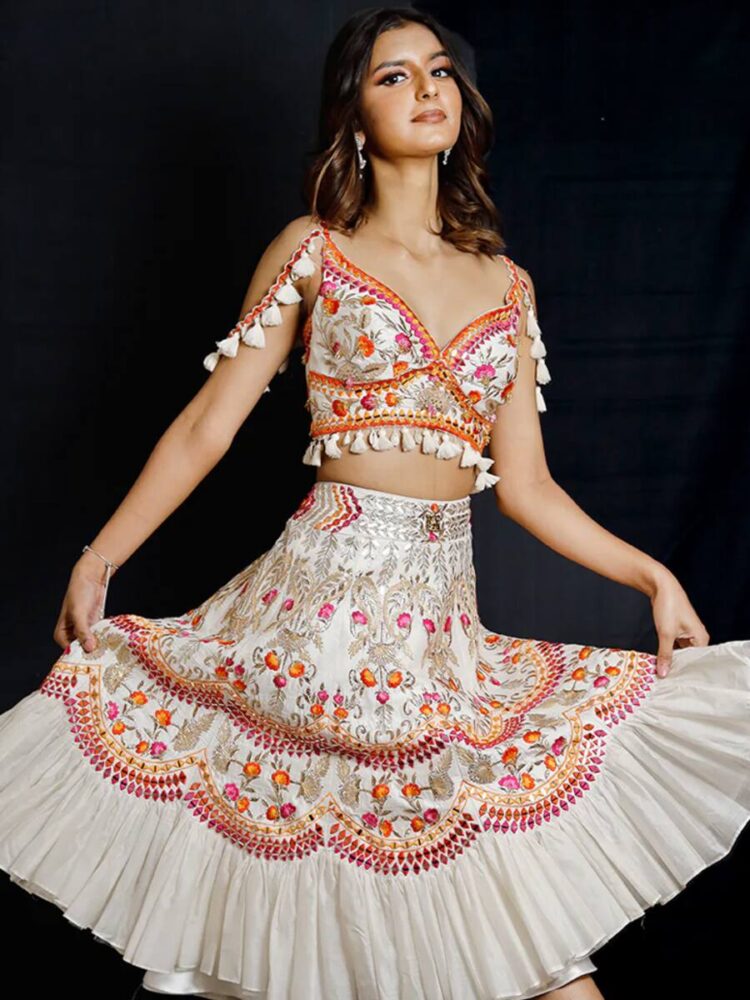 डांडिया रास में जमकर थिरकने के लिए परफेक्ट है ये शॉर्ट लहंगे डिजाइंस