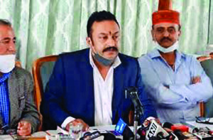 शिक्षा के स्तर को श्रेष्ठतम बनाना हमारा लक्ष्य : रोहित ठाकुर