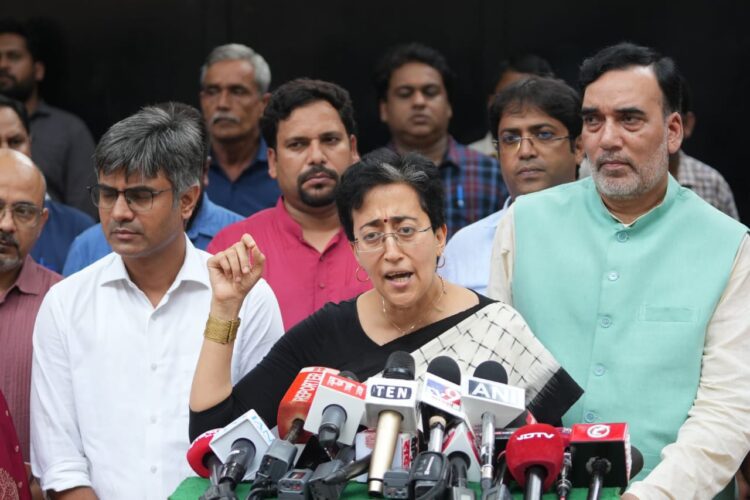 दिल्ली का एक ही मुख्यमंत्री है और उनका नाम है अरविंद केजरीवाल- आतिशी 1 आतिशी