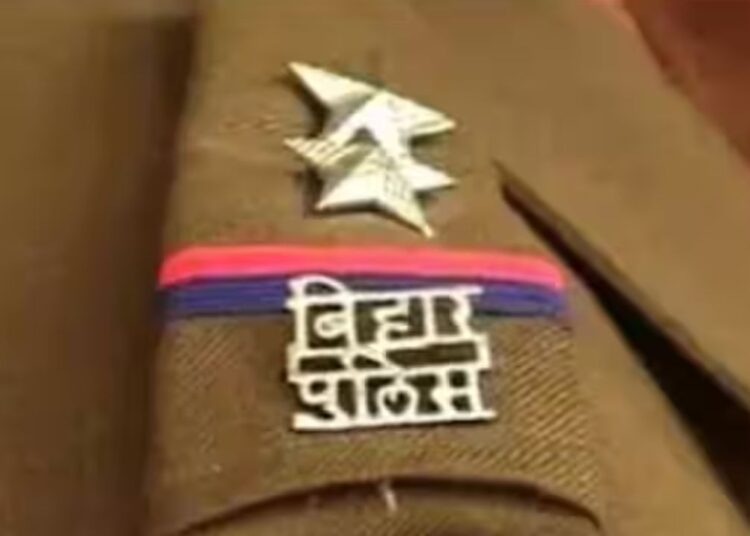 4 रुपए की रिश्वत बन गई मुसीबत, हवलदार साहब हुए फरार; अब ढूंढ रही पुलिस