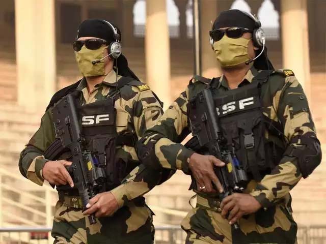BSF ने अमृतसर सीमा पर पाकिस्तानी घुसपैठिए को मार गिराया 1 पाकिस्तानी
