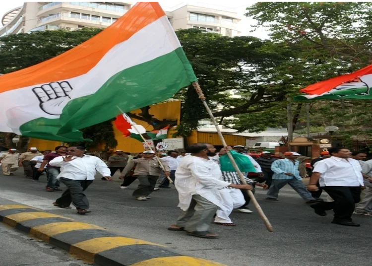 कांग्रेस ने मंत्री के खिलाफ जांच की मांग को लेकर त्रिपुरा के राज्यपाल को ज्ञापन सौंपा