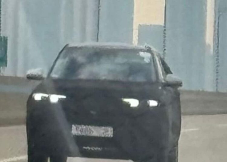 Hyundai की नई इलेक्ट्रिक गाड़ियां: क्या क्रेटा EV और इंस्टर EV होंगी गेम चेंजर?