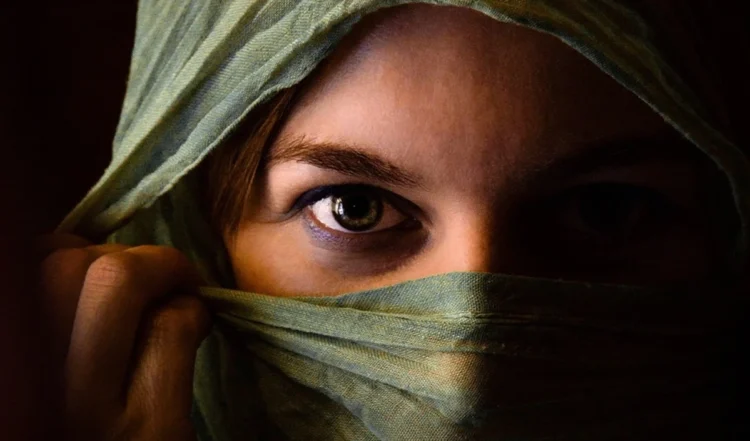 लड़कियों की No का मतलब No नहीं!! पार्टनर से बलात्कार के आरोपी व्यक्ति ने लिव-इन समझौते का हवाला दिया, 1 लड़कियों की No का मतलब No नहीं!! पार्टनर से बलात्कार के आरोपी व्यक्ति ने लिव-इन समझौते का हवाला दिया,