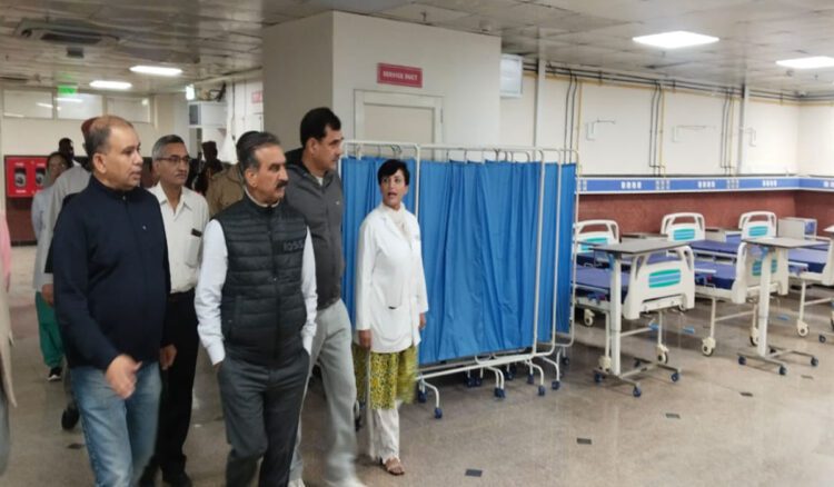 मॉर्निंग वॉक करते-करते IGMC का निरीक्षण करने पहुंच गए CM Sukhu