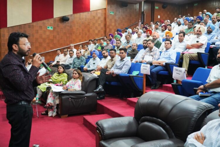 प्रगति अधीन समूह विकास कार्य निर्धारित समय में पूरे किए जाएं: डॉ. रवजोत सिंह 1 Dr. Ravjot