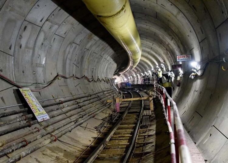 पटना मेट्रो सुरंग में बड़ा हादसा: निर्माण स्थल पर मशीन खराब होने से 2 मजदूरों की मौत, 8 घायल