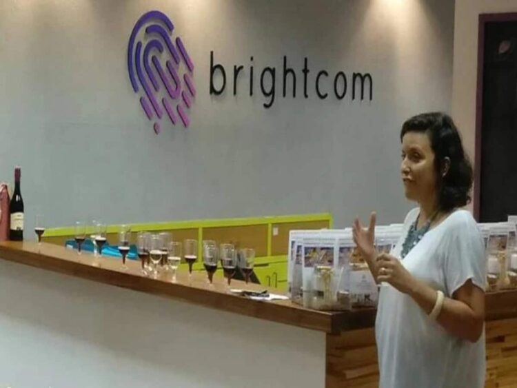 शंकर शर्मा ने बेच दिए Brightcom Group के शेयर?