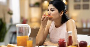 अपने Breakfast से इन चीजों को करें गुड बाय, सेहत को हो सकता है नुकसान