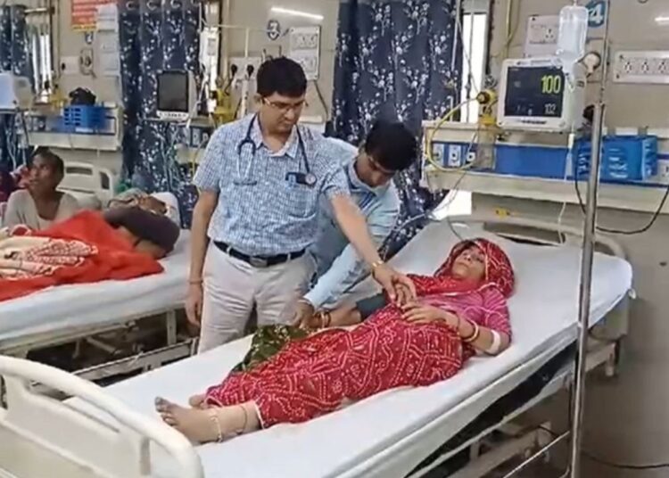 क्या सांप ले रहा बदला? 7 लोगों को डस चुका है-2 की मौत