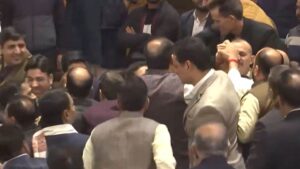 डोनाल्ड ट्रंप