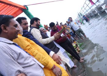 छठ महापर्व हमें प्रकृति से प्रेम,