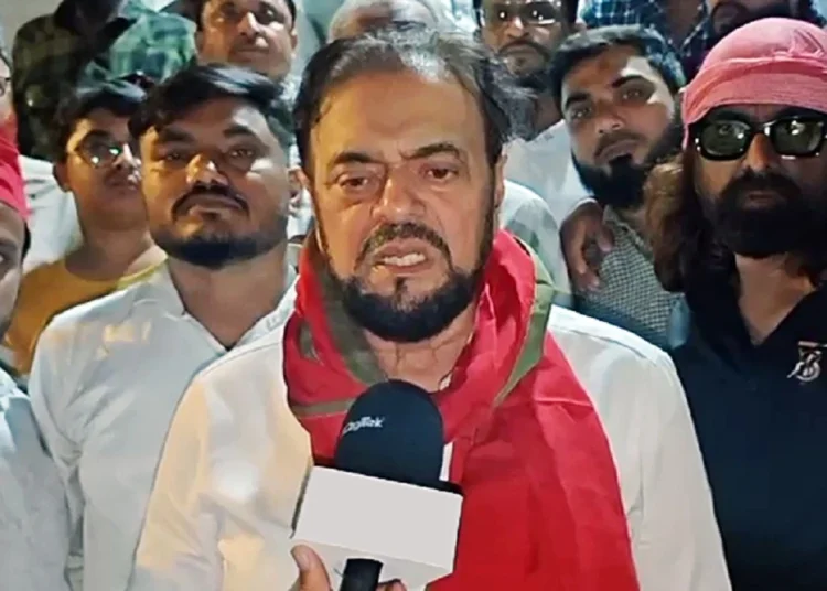 राज ठाकरे के लाउडस्पीकर वाले बयान पर भड़के अबू आजमी,