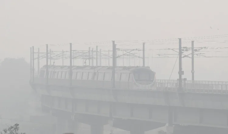 दिल्ली के इस स्टेशन पर वायु गुणवत्ता AQI 1500 से ऊपर पहुंच गई