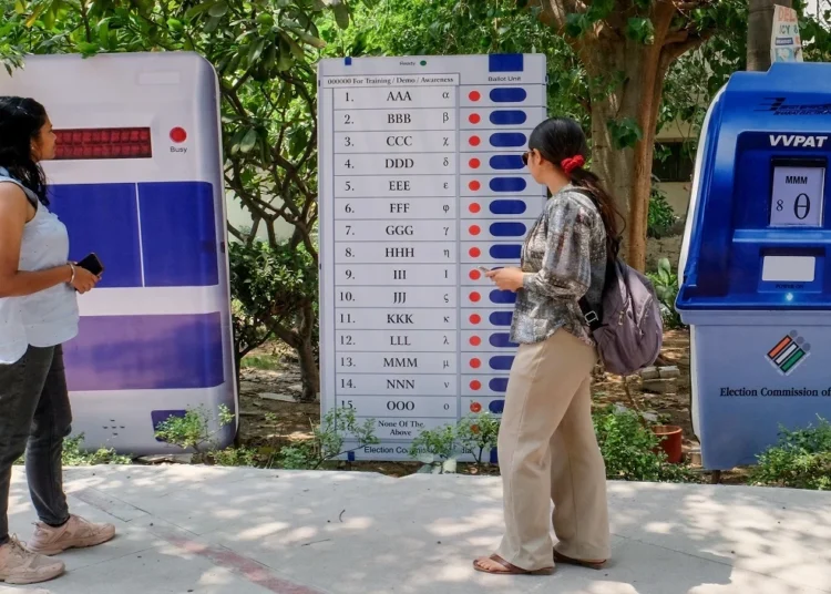 महाराष्ट्र चुनाव: ठाणे में 56.05, मुख्यमंत्री शिंदे के निर्वाचन क्षेत्र में 59.85 प्रतिशत मतदान